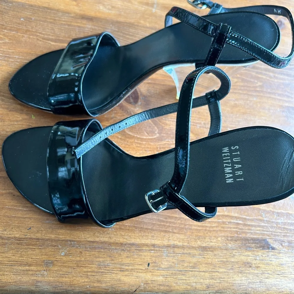 Fantastic Stuart Weitzman show with clear heel - Picture 6 of 8